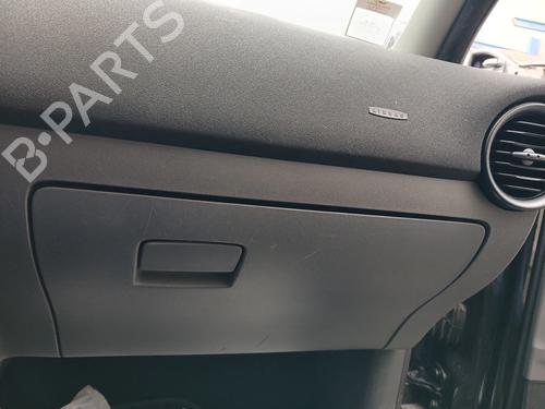 Used Glove box SEAT IBIZA III (6L1) 1.4 TDI (80 hp) 32267279