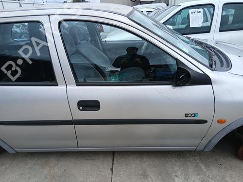 Used Right front door Right front door 32301759 32301759