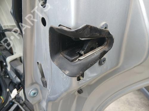 rear-right-lock-audi-a4-b5-8d2-1994-1995-1996-1997-1998-1999-2000-2001-32318018 main image