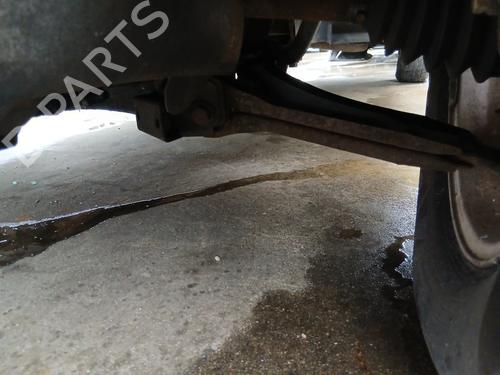 Used Left front suspension arm LAND ROVER FREELANDER I Soft Top (L314) 2.0 DI 4x4 (98 hp) 32340956