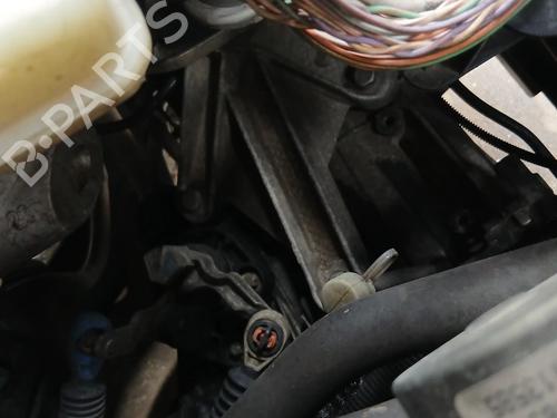 gearbox-renault-megane-ii-estate-km01_-2003-2004-2005-2006-2007-2008-2009-2010-2011-2012-32344155 main image
