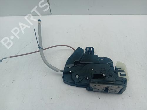 venstre-foran-las-mercedes-benz-c-class-t-model-s206-2021-30888500 main image