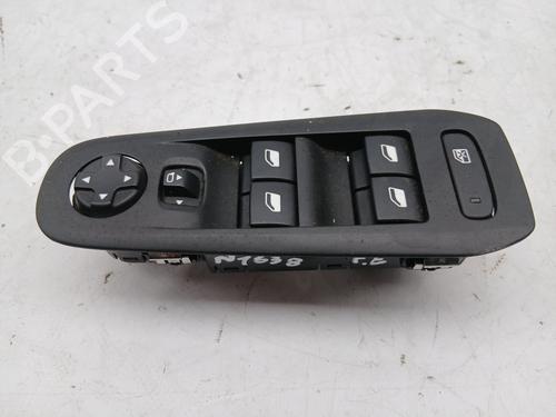 Used Left front window switch Left front window switch PEUGEOT 308 II (LB_, LP_, LW_, LH_, L3_) 1.5 BlueHDi 130 (131 hp) 29546165 29546165