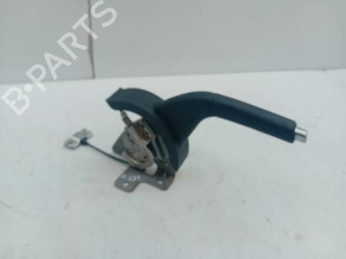 hand-brake-mg-mg-zs-suv-azs1-2017-32390205 main image