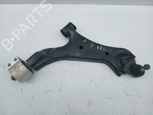 Used Right front suspension arm Right front suspension arm CHEVROLET CAPTIVA (C100, C140) 2.0 D (150 hp) 31697025 31697025