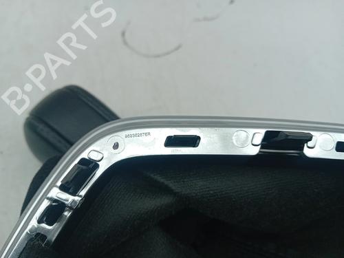 Gearknop RENAULT CLIO V (B7_) 1.0 LPG (B7MT) (101 hp) 29334159