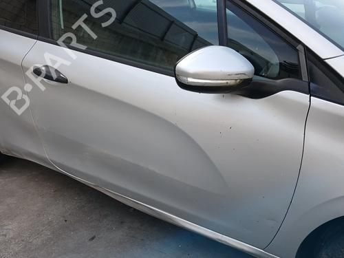 right-front-door-peugeot-208-i-ca_-cc_-2012-2013-2014-2015-2016-2017-2018-2019-2020-2021-32447016 main image