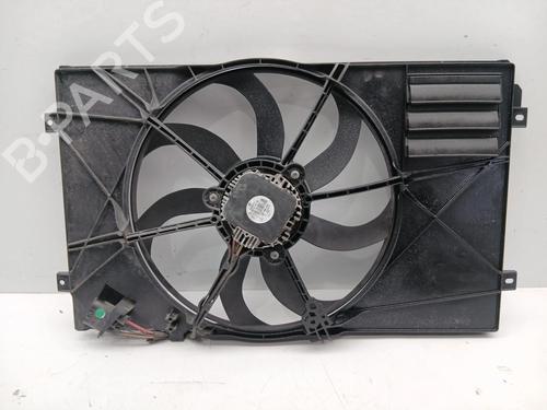 Used Radiator fan Radiator fan SEAT LEON (1P1) 1.9 TDI (105 hp) 31768811 31768811