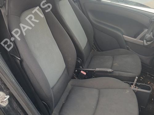 Used Right front seat SMART FORTWO Cabrio (451) 0.8 CDi (451.400) (45 hp) 32698730