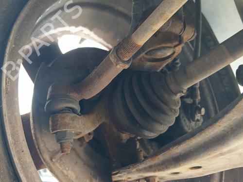 Used Left front steering knuckle Left front steering knuckle VW GOLF IV (1J1) 1.4 16V (75 hp) 32704504 32704504