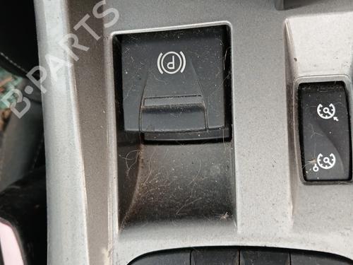 switch-renault-laguna-iii-bt01-2007-2008-2009-2010-2011-2012-2013-2014-2015-32734604 main image