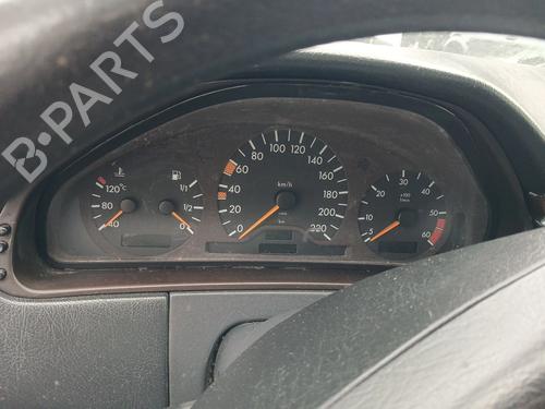 Used Instrument cluster Instrument cluster MERCEDES-BENZ E-CLASS (W210) E 220 D (210.004) (95 hp) 32775878 32775878