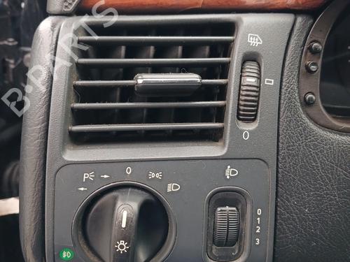 Used Headlight switch Headlight switch MERCEDES-BENZ E-CLASS (W210) E 220 D (210.004) (95 hp) 32775877 32775877