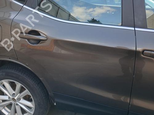 Dør højre bagtil Dør højre bagtil NISSAN QASHQAI II (J11, J11_) 1.2 DIG-T (115 hp) 32992776 32992776