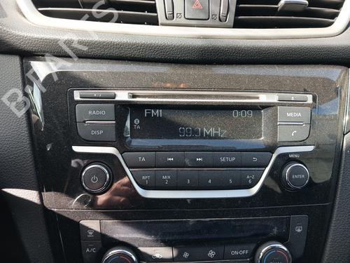 Autoradio NISSAN QASHQAI II (J11, J11_) 1.2 DIG-T (115 hp) 32992817