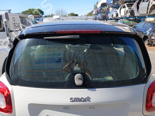 Used Bootlid window Bootlid window SMART FORTWO Coupe (453) electric drive (453.391) (82 hp) 33183334 33183334