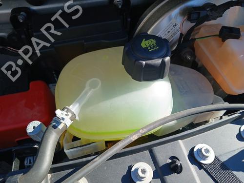 Used Expansion tank Expansion tank SMART FORTWO Coupe (453) electric drive (453.391) (82 hp) 33183339 33183339