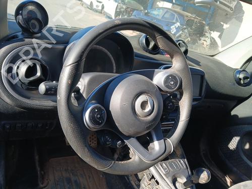 Used Steering wheel Steering wheel SMART FORTWO Coupe (453) electric drive (453.391) (82 hp) 33183359 33183359
