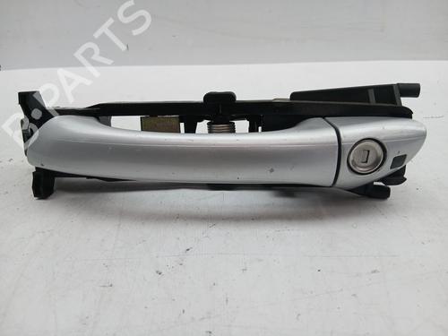 front-left-exterior-door-handle-mercedes-benz-c-class-w203-2000-2001-2002-2003-2004-2005-2006-2007-33199613 main image
