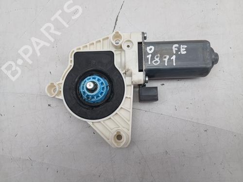Used Left front window motor Left front window motor VW GOLF VII Variant (BA5, BV5) 1.6 TDI (110 hp) 33241043 33241043