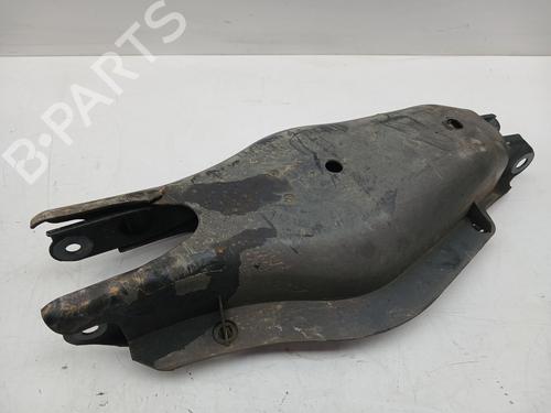 Used Right rear suspension arm Right rear suspension arm MERCEDES-BENZ E-CLASS Coupe (C207) E 350 CDI (207.322) (231 hp) 33241045 33241045