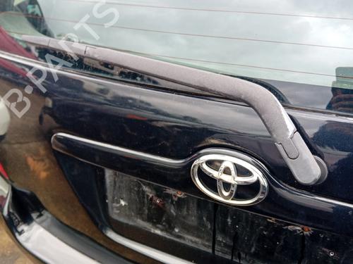Used Rear windshield wiper arm Rear windshield wiper arm TOYOTA COROLLA Estate (_E12_) 1.6 VVT-i (ZZE121_, ZZE121R) (110 hp) 33270475 33270475