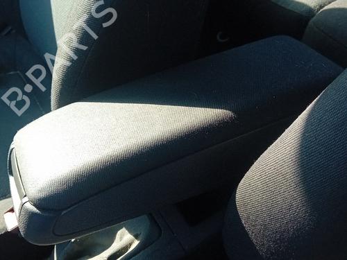 Used Armrest / Center console Armrest / Center console OPEL ASTRA H Estate (A04) 1.3 CDTI (L35) (90 hp) 33337914 33337914