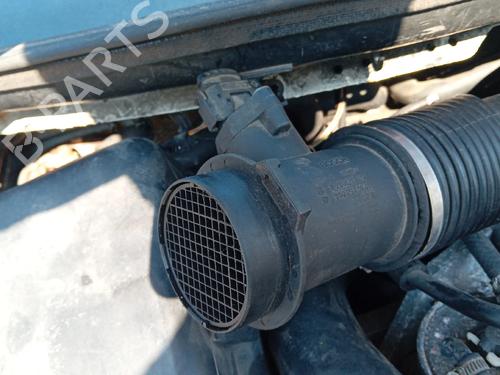 Used Mass air flow sensor Mass air flow sensor MERCEDES-BENZ VITO Bus (W638) 110 CDI 2.2 (638.194) (102 hp) 33437784 33437784