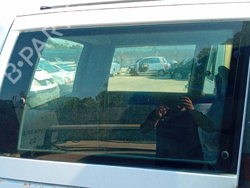 Used Rear right quarter glass Rear right quarter glass MERCEDES-BENZ VITO Bus (W638) 110 CDI 2.2 (638.194) (102 hp) 33437800 33437800