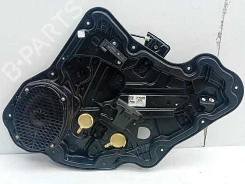 Used Rear right window mechanism Rear right window mechanism JEEP COMPASS (MP, M6, MV, M7) 1.5 T4 Hybrid (131 hp) 30976157 30976157