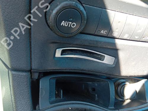 Used Card reader Card reader RENAULT LAGUNA II Grandtour (KG0/1_) 2.0 dCi (KG1T) (150 hp) 33461575 33461575