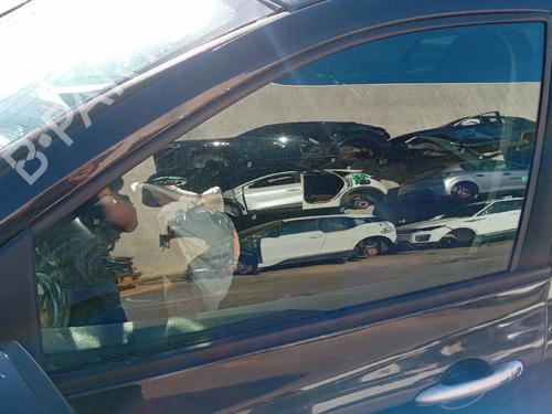 front-left-door-window-renault-clio-iii-br01-cr01-2005-2006-2007-2008-2009-2010-2011-2012-2013-2014-33471363 main image