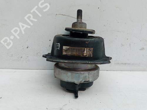 Used Engine mount Engine mount BMW X6 (E71, E72) xDrive 30 d (235 hp) 33623757 33623757