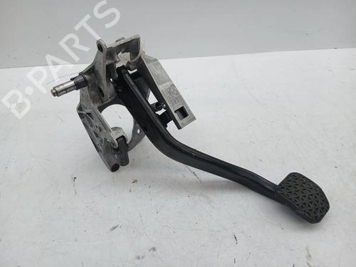 Used Break pedal Break pedal BMW 3 (E90) 318 d (143 hp) 19109894 19109894