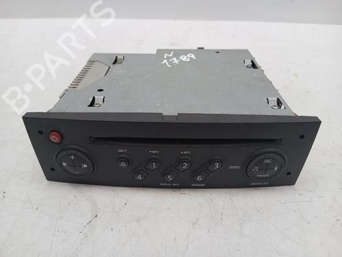 Used Radio Radio RENAULT MEGANE II Estate (KM0/1_) 1.5 dCi (KM16, KM1E) (106 hp) 33675689 33675689
