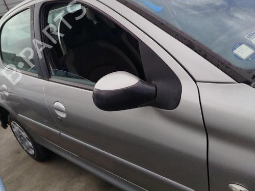 Used Right front door Right front door PEUGEOT 206 Hatchback (2A/C) 1.4 HDi eco 70 (68 hp) 33756642 33756642