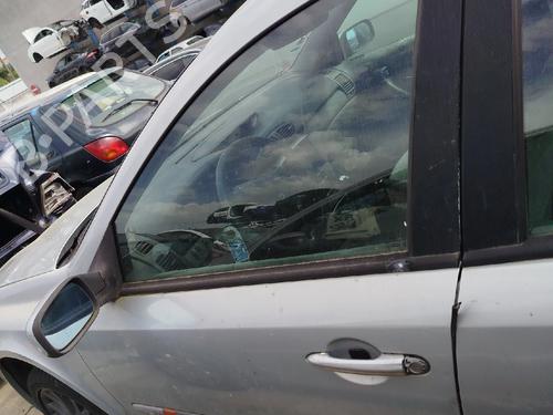Used Left front door Left front door 33756669 33756669