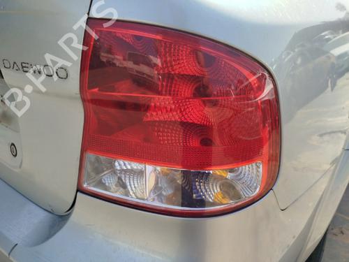 Høyre baklys Høyre baklys CHEVROLET AVEO / KALOS Hatchback (T200) 1.4 16V (94 hp) 33873871 33873871