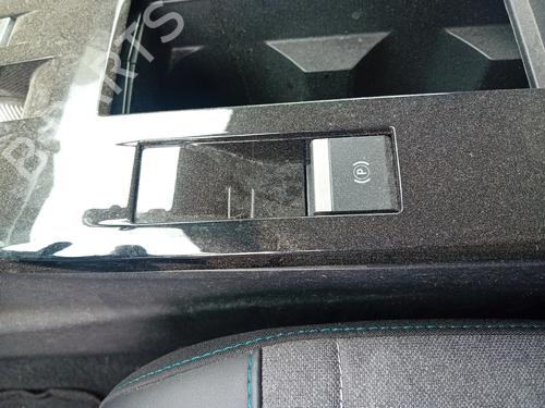 switch-citroen-c4-iii-ba_-bb_-bc_-2020-33957566 main image