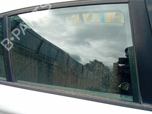 rear-right-door-window-bmw-1-e87-2003-2004-2005-2006-2007-2008-2009-2010-2011-2012-2013-33981512 main image