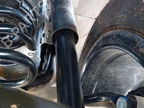 Used Right rear shock absorber Right rear shock absorber MERCEDES-BENZ C-CLASS T-MODEL (S206) C 300 de (206.208) (313 hp) 34136974 34136974