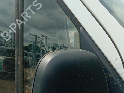 front-right-quarter-glass-mercedes-benz-sprinter-35-t-van-b907-b910-2018-34224110 main image