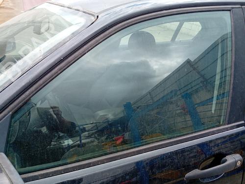 front-left-door-window-bmw-3-e46-1997-1998-1999-2000-2001-2002-2003-2004-2005-34372989 main image