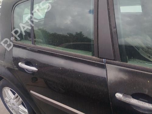right-rear-door-renault-megane-ii-saloon-lm01_-2003-34378930 main image