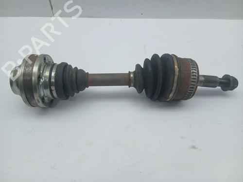 Used Left front driveshaft Left front driveshaft MERCEDES-BENZ VITO Bus (W638) 110 CDI 2.2 (638.194) (102 hp) 33437823 33437823
