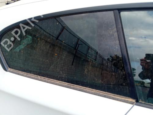 Used Rear right quarter glass Rear right quarter glass BMW 1 (E81) 116 d (116 hp) 34400768 34400768