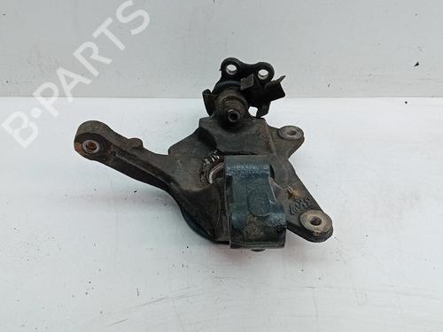 Right front steering knuckle RENAULT TRAFIC II Platform/Chassis (EL) 2.0 dCi 115 (EL0H, EL00, EL01, EL0M) | BP24449555M26 - Image 2
