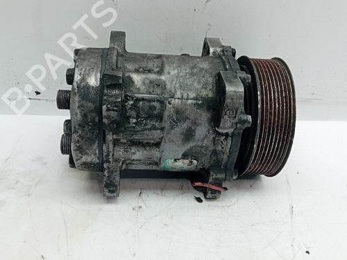 Used AC compressor AC compressor RENAULT TRAFIC II Platform/Chassis (EL) 2.0 dCi 115 (EL0H, EL00, EL01, EL0M) (114 hp) 24437727 24437727
