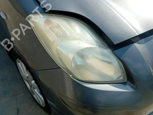 Højre forlygte Højre forlygte TOYOTA YARIS (_P9_) 1.4 D-4D (NLP90_, NLP90R) (90 hp) 34560900 34560900