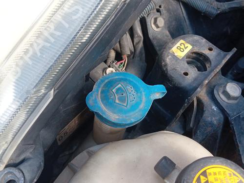 Sprinklertank Sprinklertank TOYOTA YARIS (_P9_) 1.4 D-4D (NLP90_, NLP90R) (90 hp) 34568899 34568899